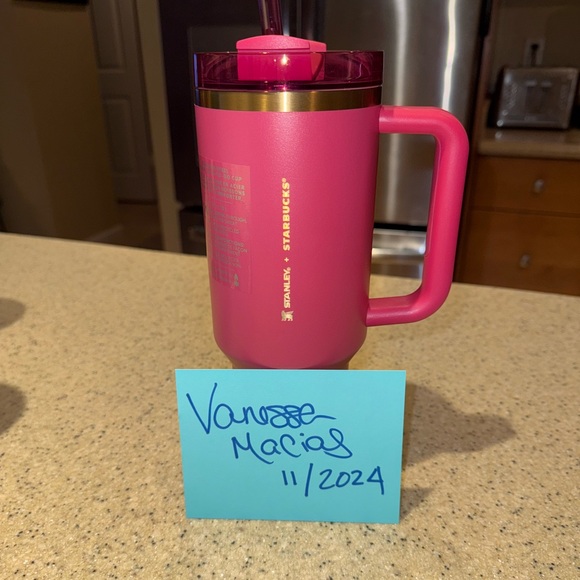 Starbucks x Stanley Berry Pink Glitter - Picture 2 of 2